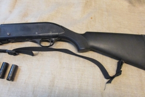 Escort Magnum 12/76 vs